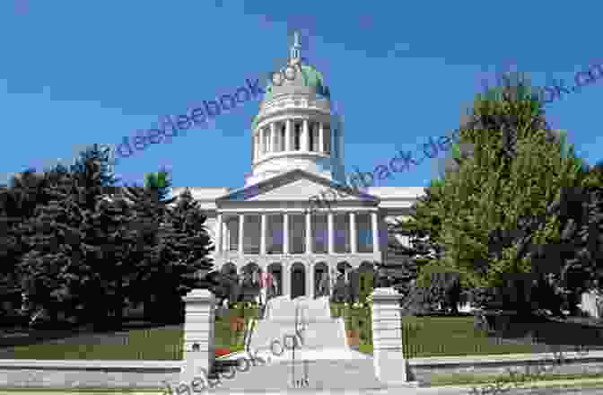 Maine State House A Walking Tour Of Augusta Maine (Look Up America Series)