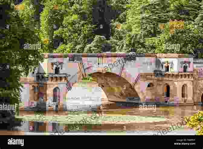 The Grand Bridge At Blenheim Palace, A Majestic Folly Spanning The River Glyme Follies Of Oxfordshire (Follies Of England 29)